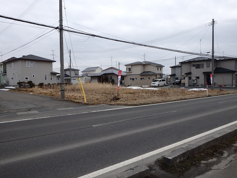 十和田市大字三本木字一本木沢72-2,72-5